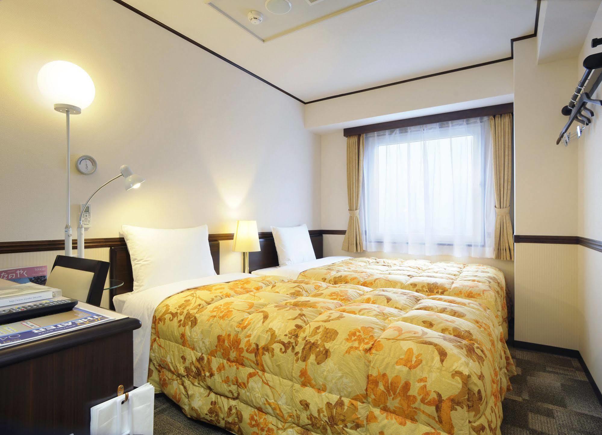 Toyoko Inn Tokyo Akigawa-Eki Kita-Guchi Akiruno Екстер'єр фото